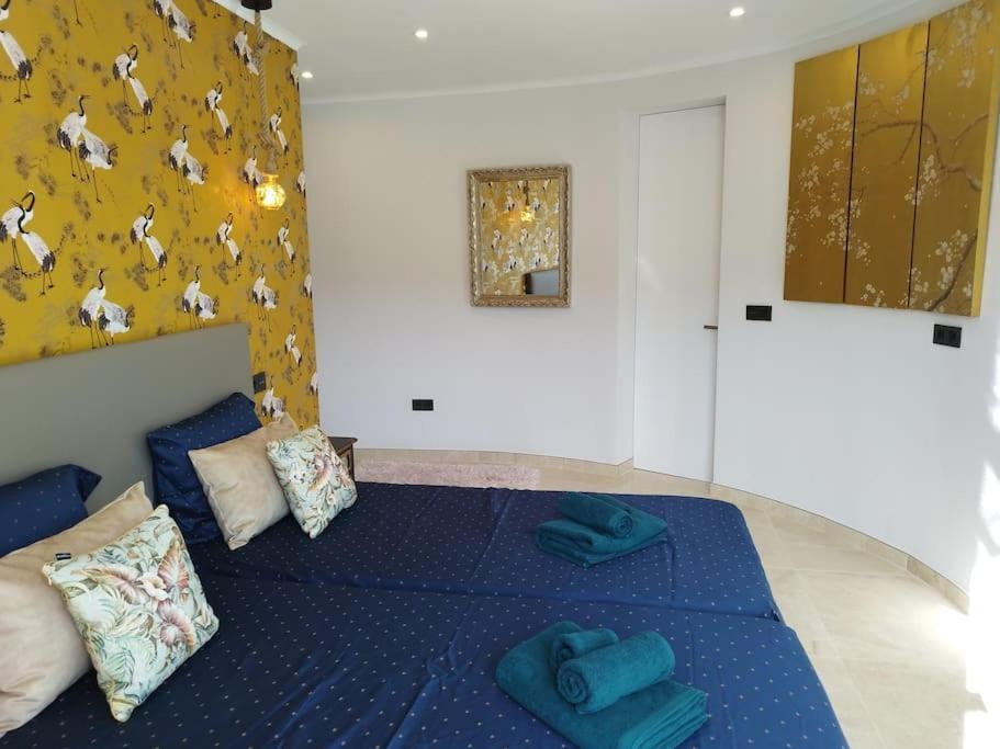 Modern Luxury Villa Paradise 칼페 외부 사진