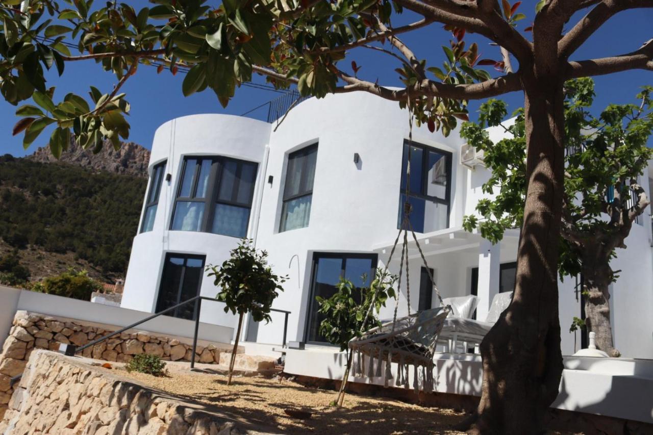 Modern Luxury Villa Paradise 칼페 외부 사진