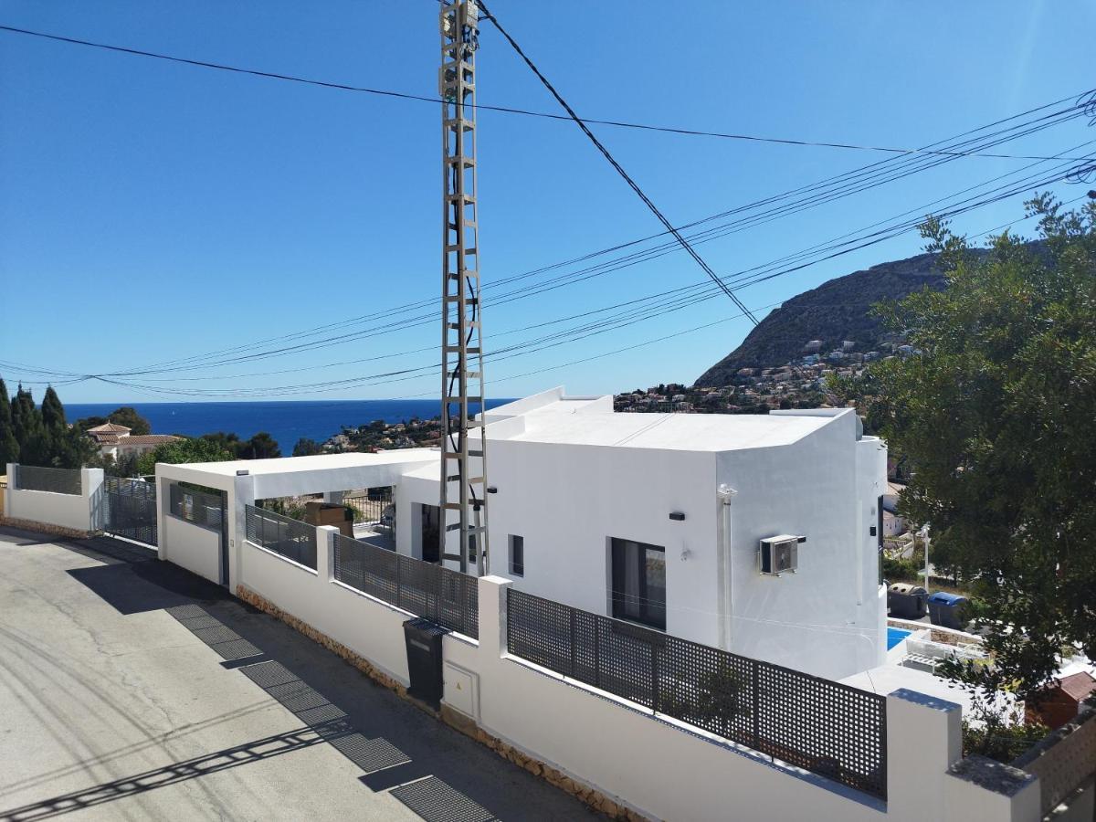 Modern Luxury Villa Paradise 칼페 객실 사진